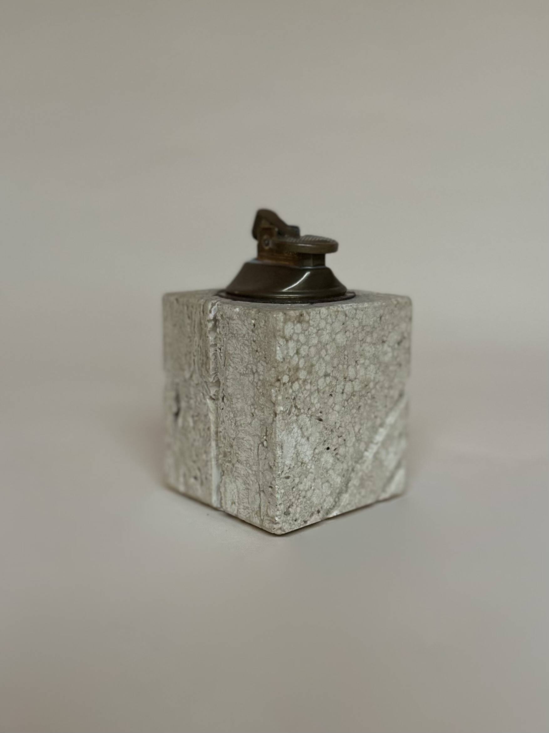 Cerri Nestore travertine briquette