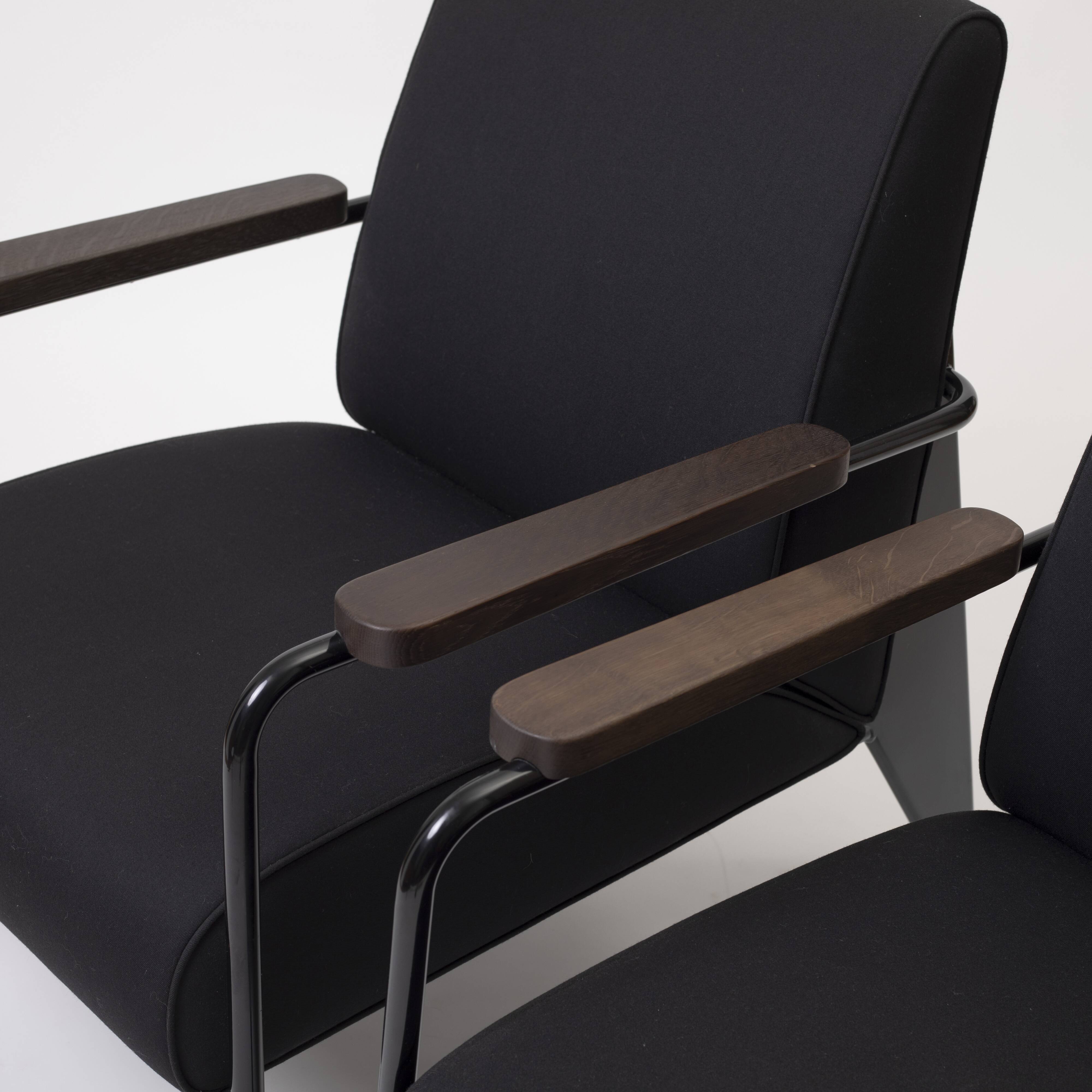 Jean Prouvé, Fauteuil de Salon chair, Vitra 2019