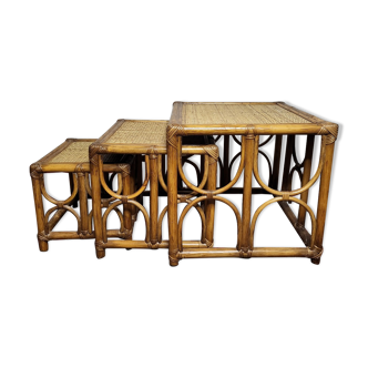 Pull-out bamboo tables