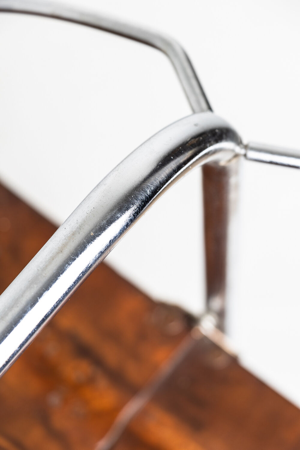 Foldable service on vintage wheels