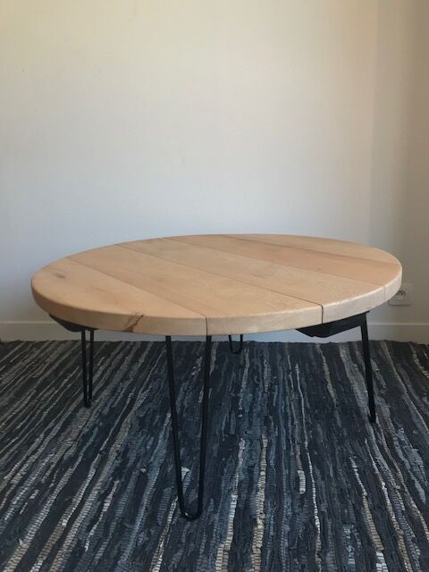 Coffee round table