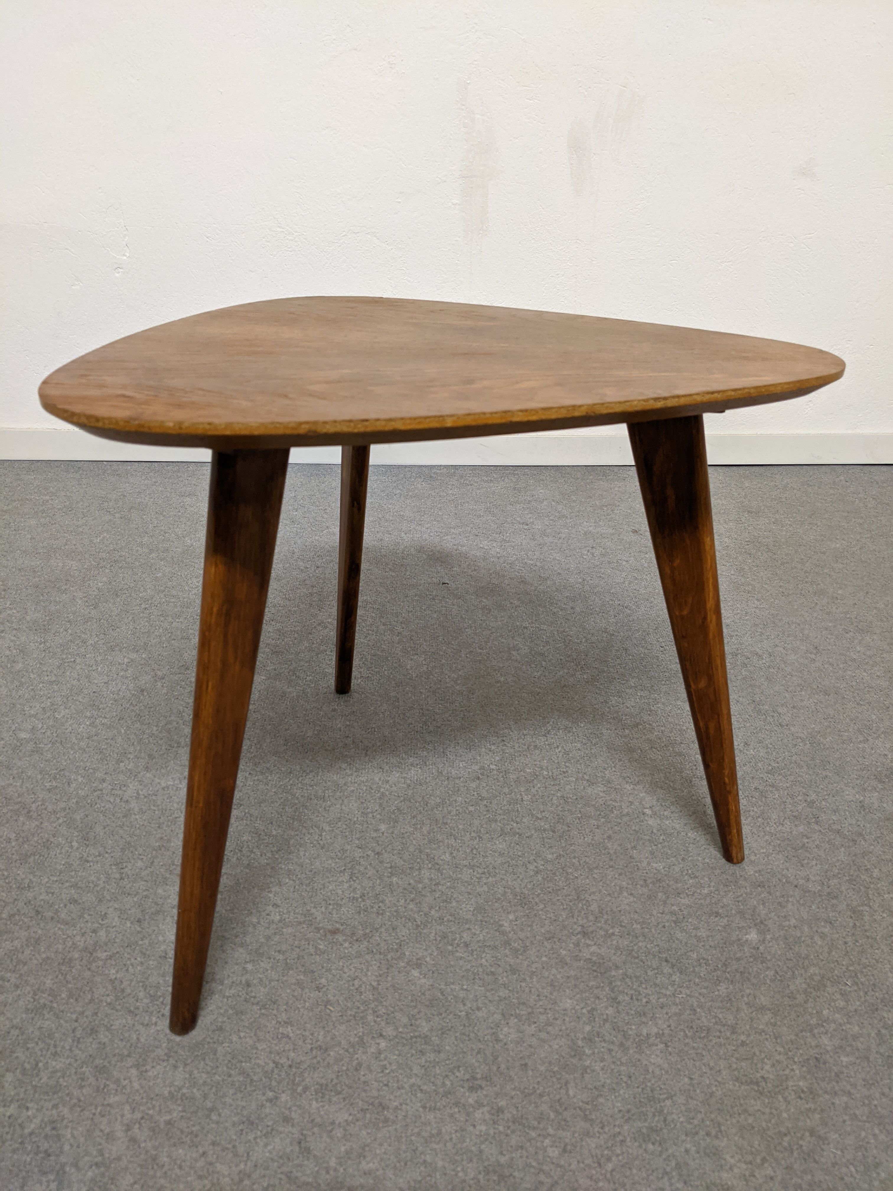 Side table tripod of the 50s/60s