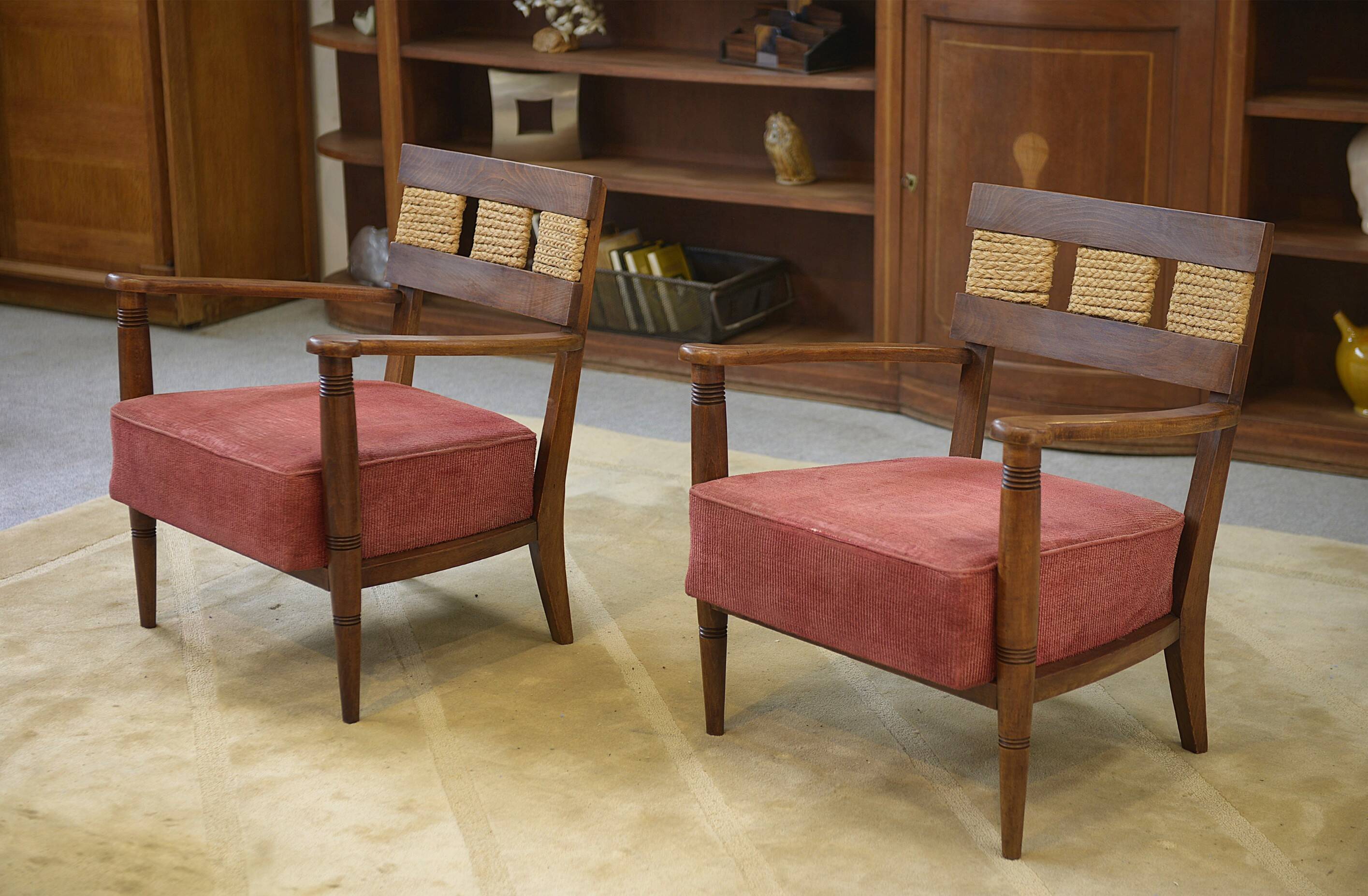 Brutalist pair of armchairs attributed to Audoux Minet, 1950s.