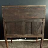 Slope desk / hump desk