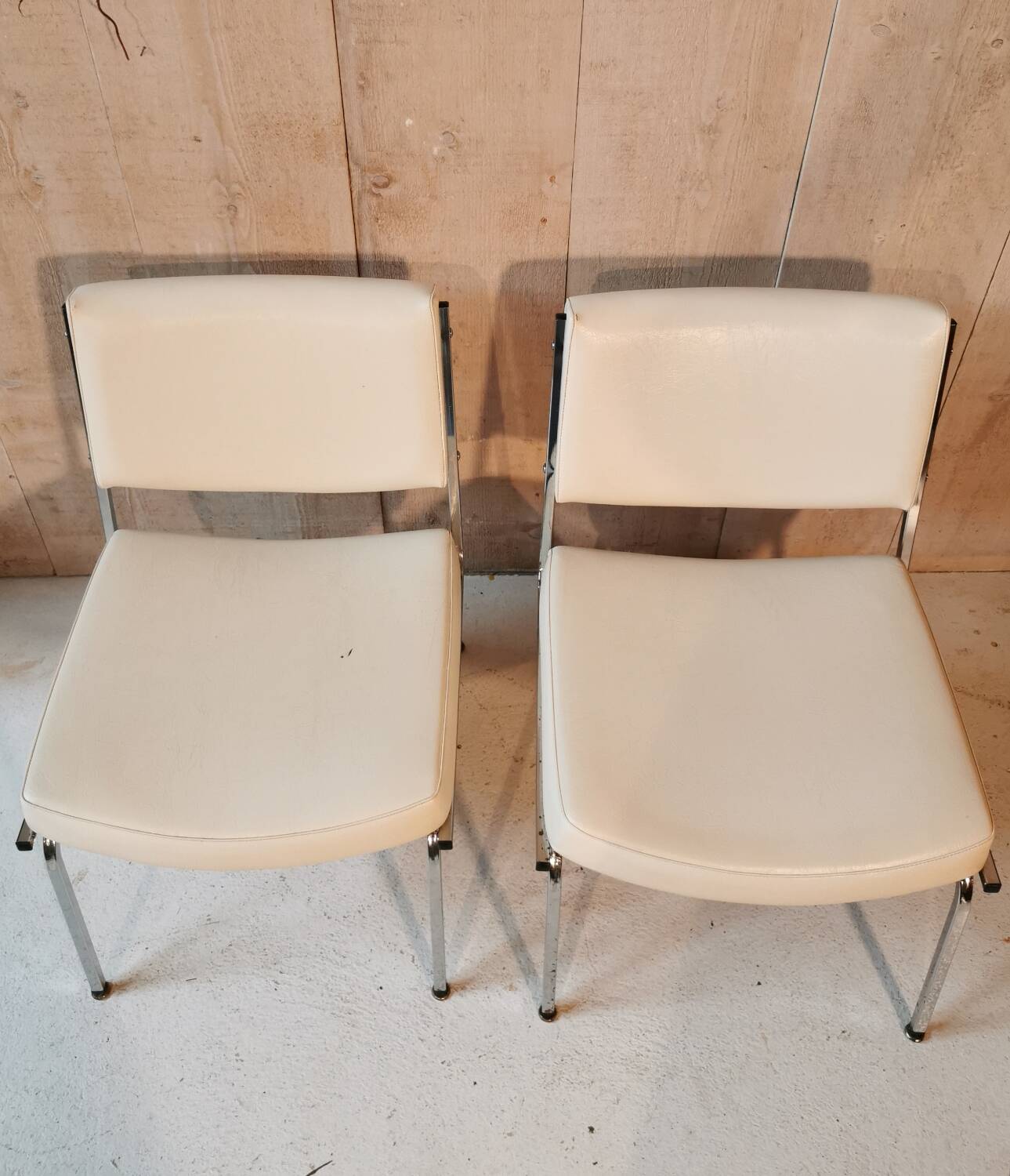 Pair of vintage armchairs
