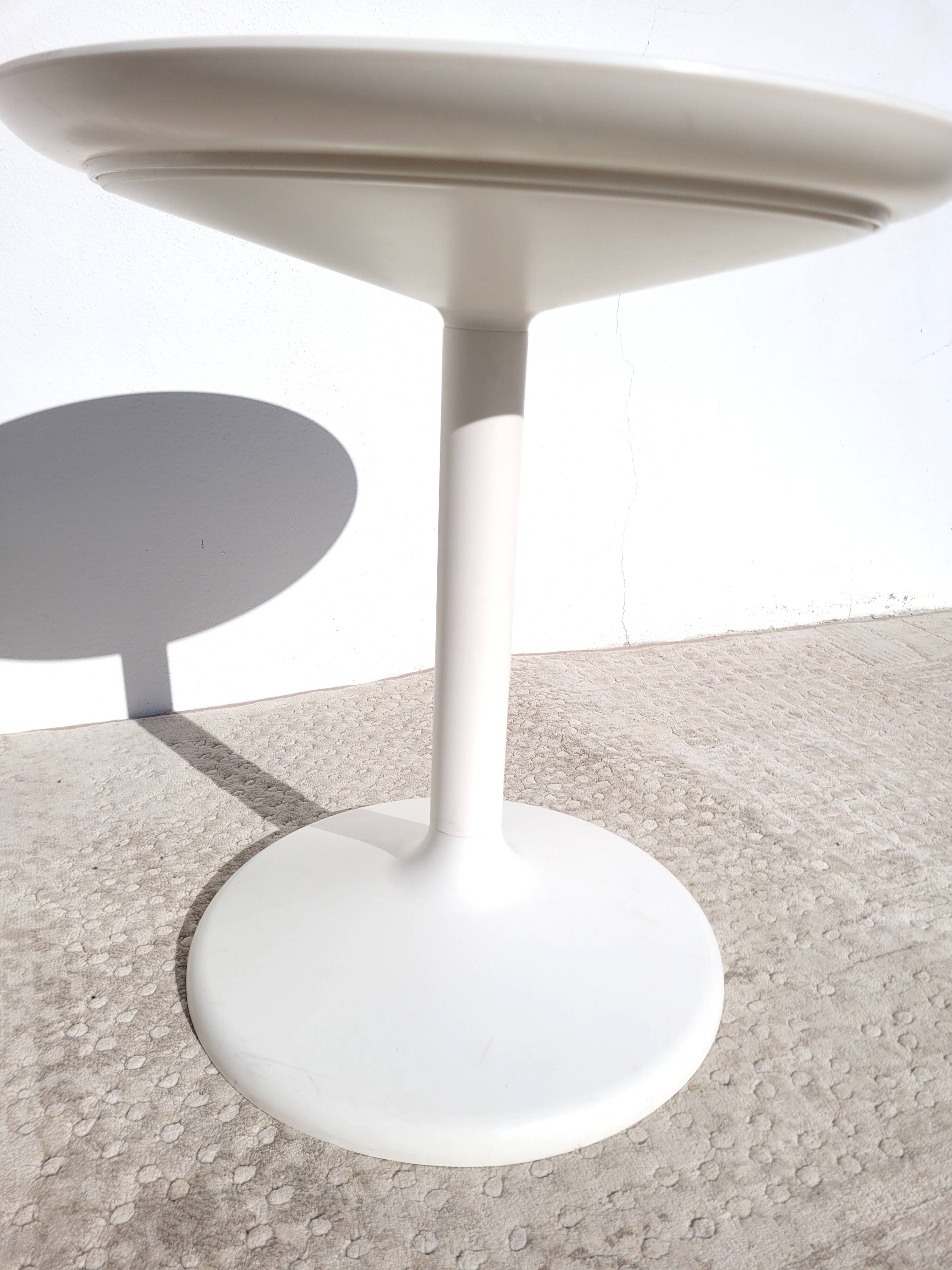 Petite table tulipe vintage Ikea 1992 guéridon