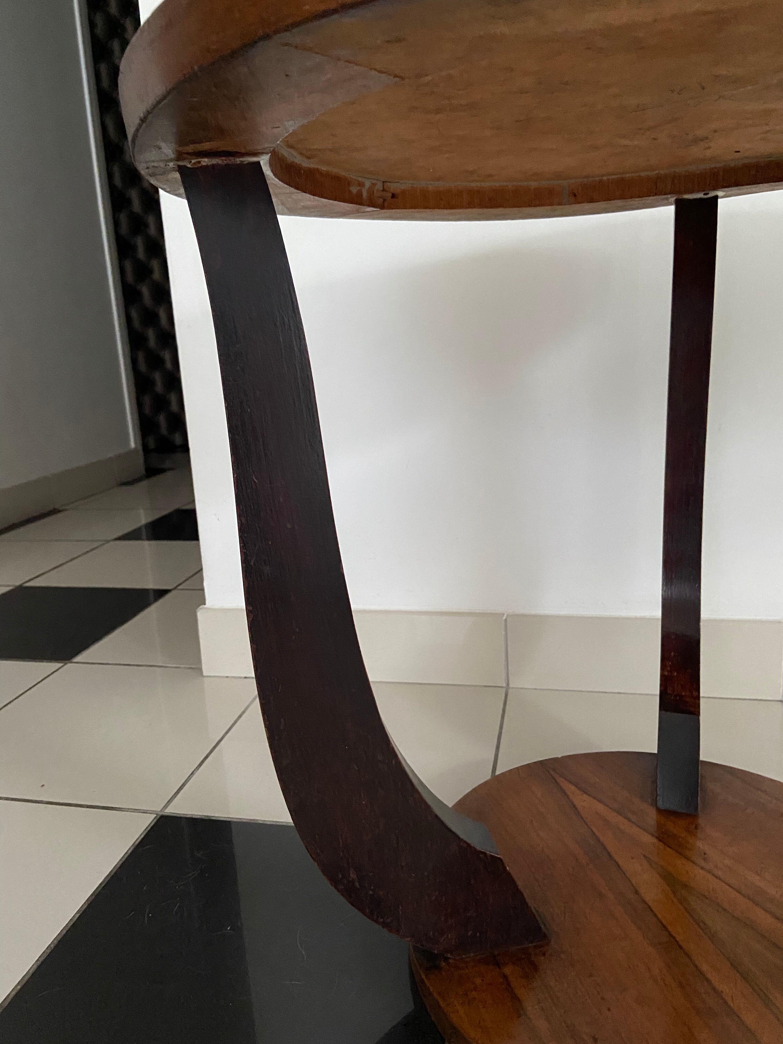 Art Deco pedestal table