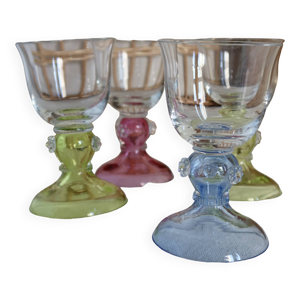 4 verres anciens en cristal