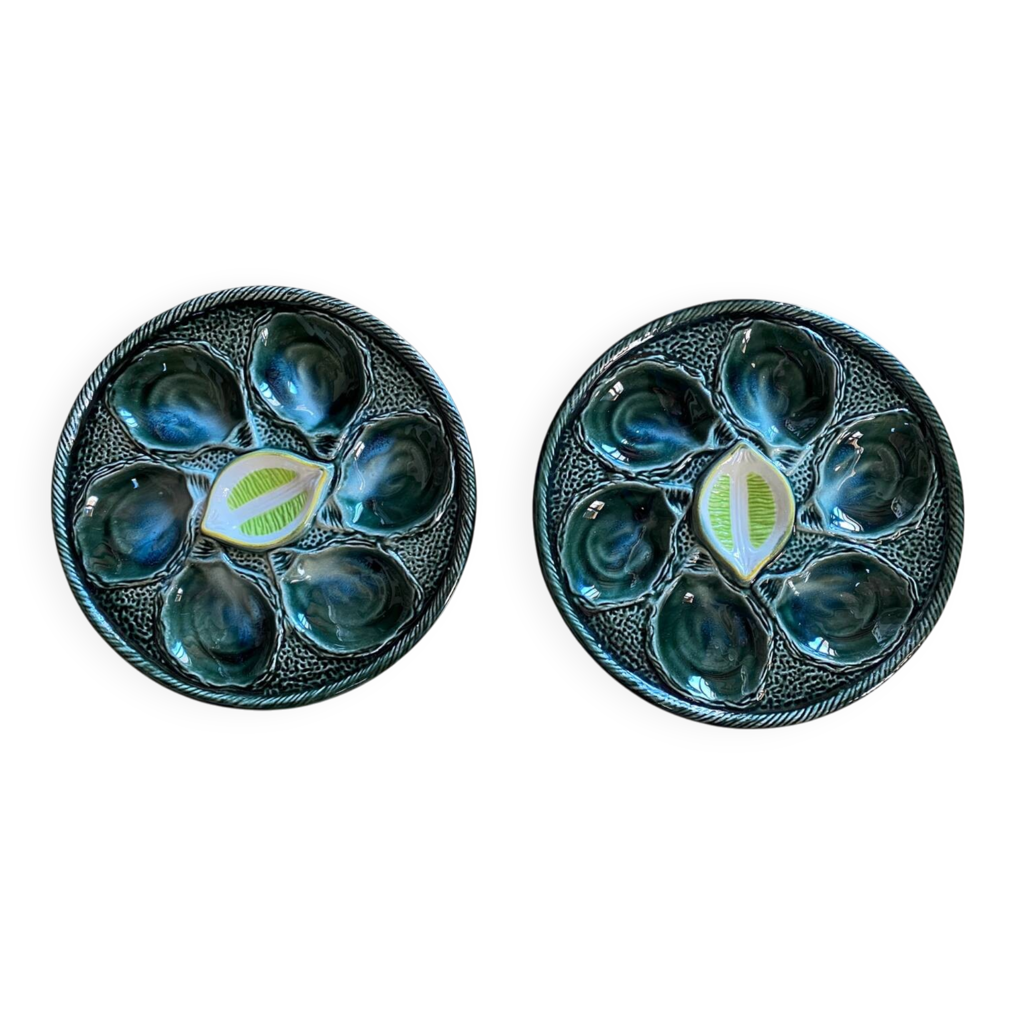 Set of 2 Saint Clément oyster plates in slip
