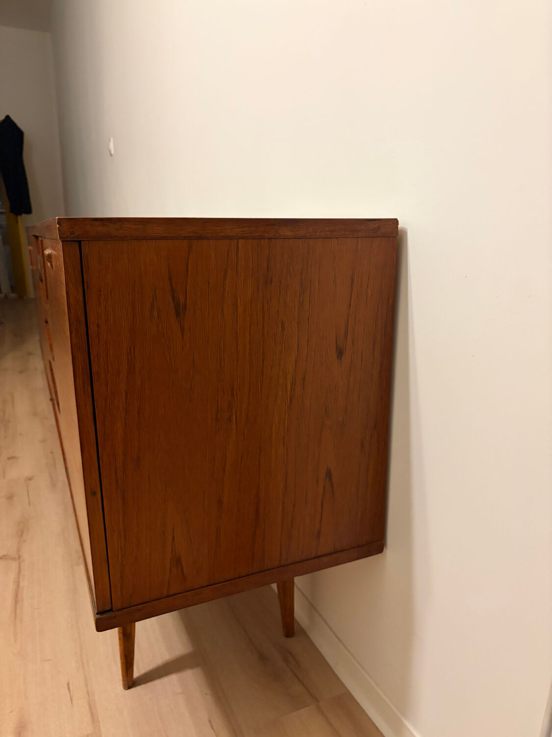 Vintage Scandinavian sideboard, French design from the 1950s/60s.