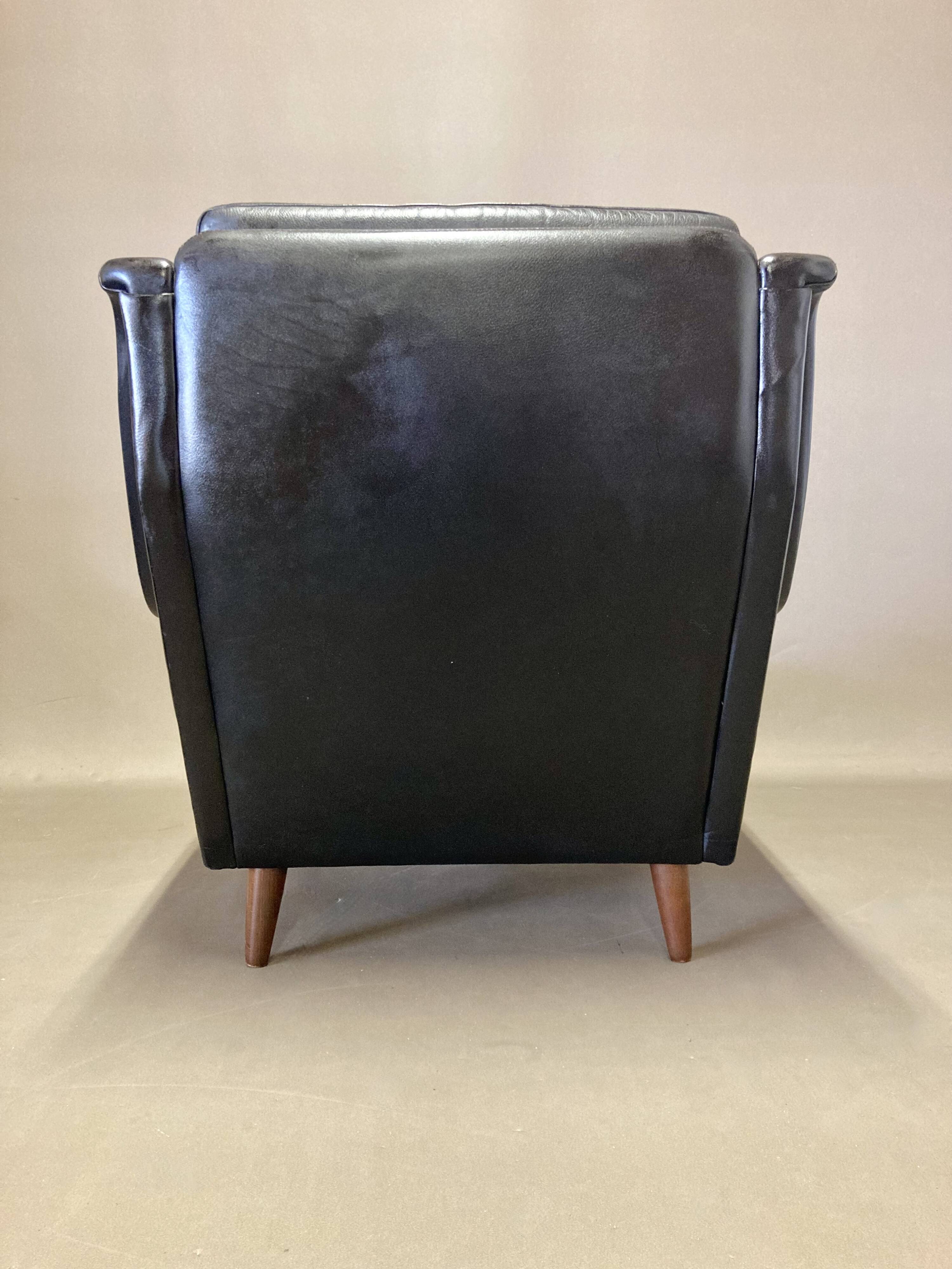 High black leather armchair “scandinavian design” 1950.