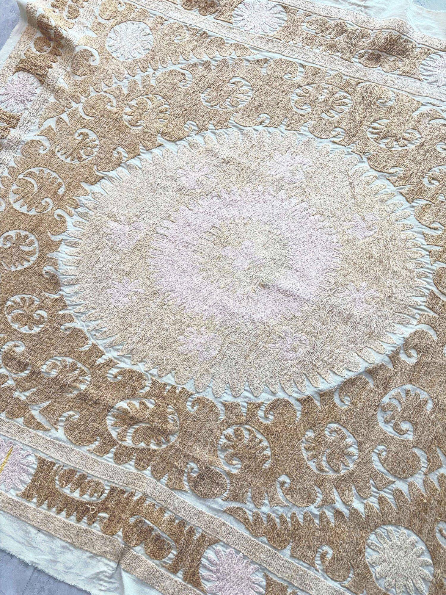 Vintage hand-embroidered tablecloth 150x155 cm