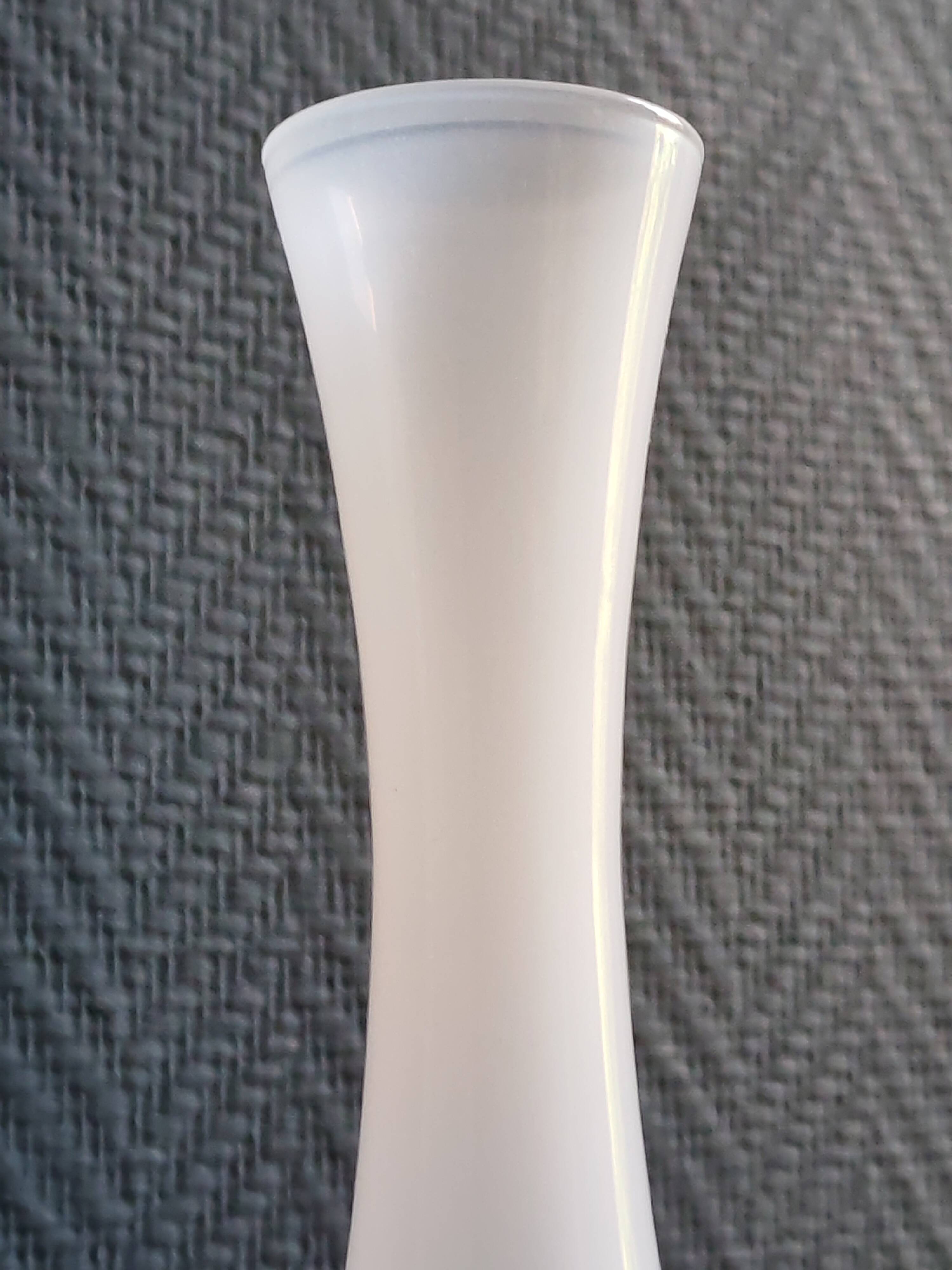 Vintage Italian White Nude Pink Opaline Soliflore Vase