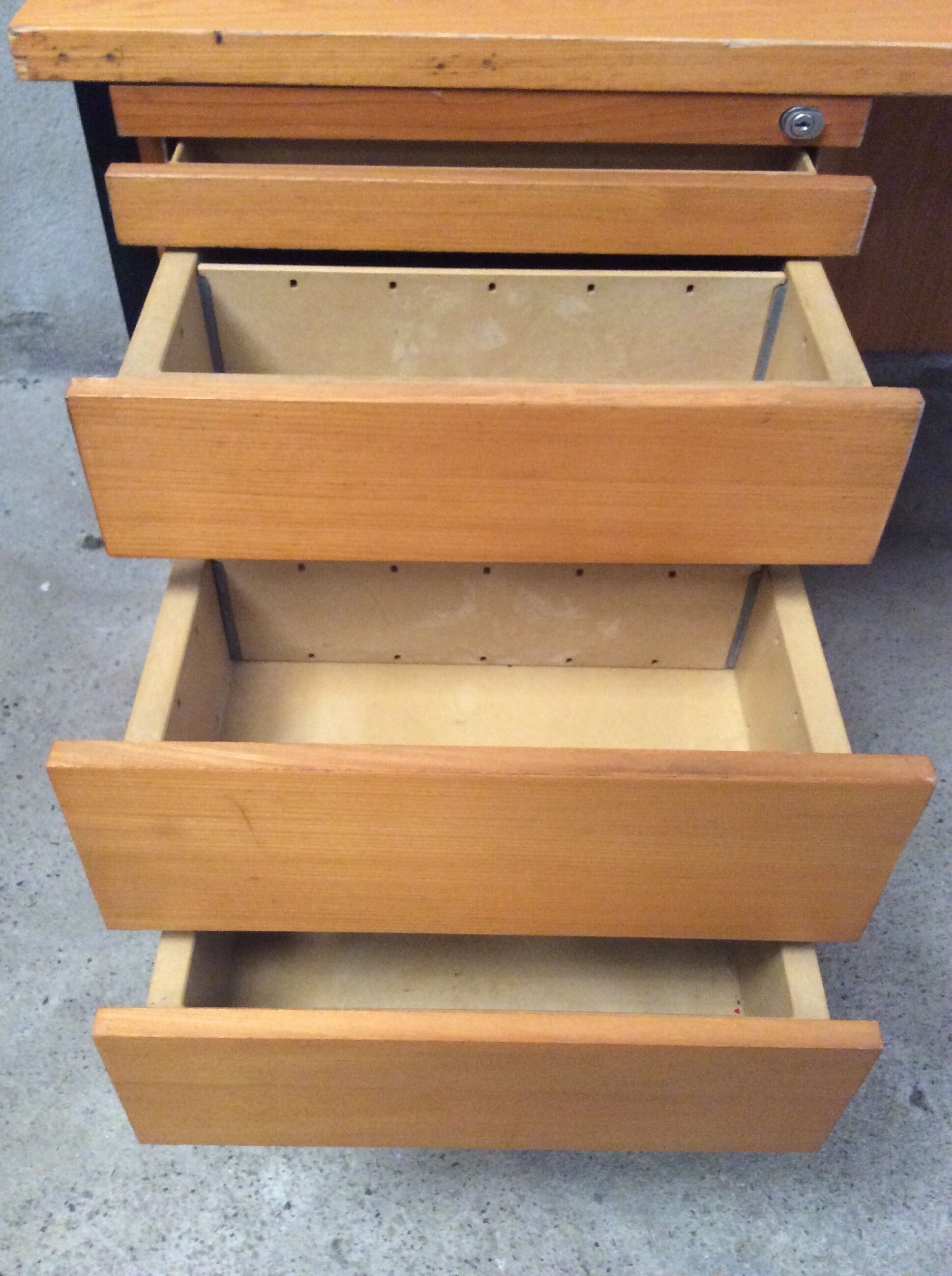 Stella vintage teak desk, 1965