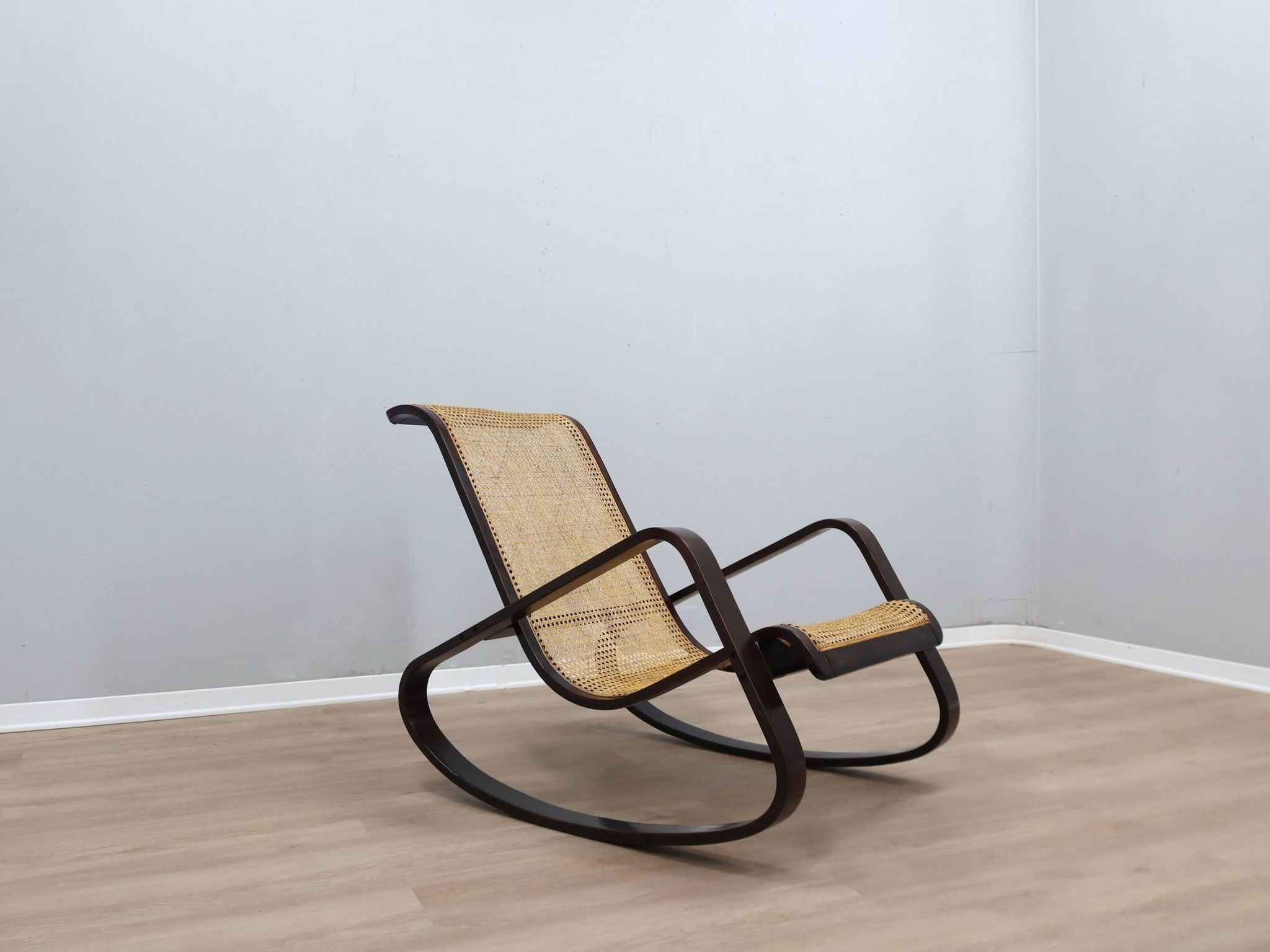 Vintage "DONDOLO" rocking chair Luigi Crassevig 1970s