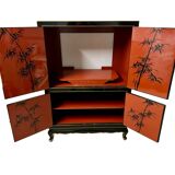 Cabinet meuble TV en laque de Chine décor Japon