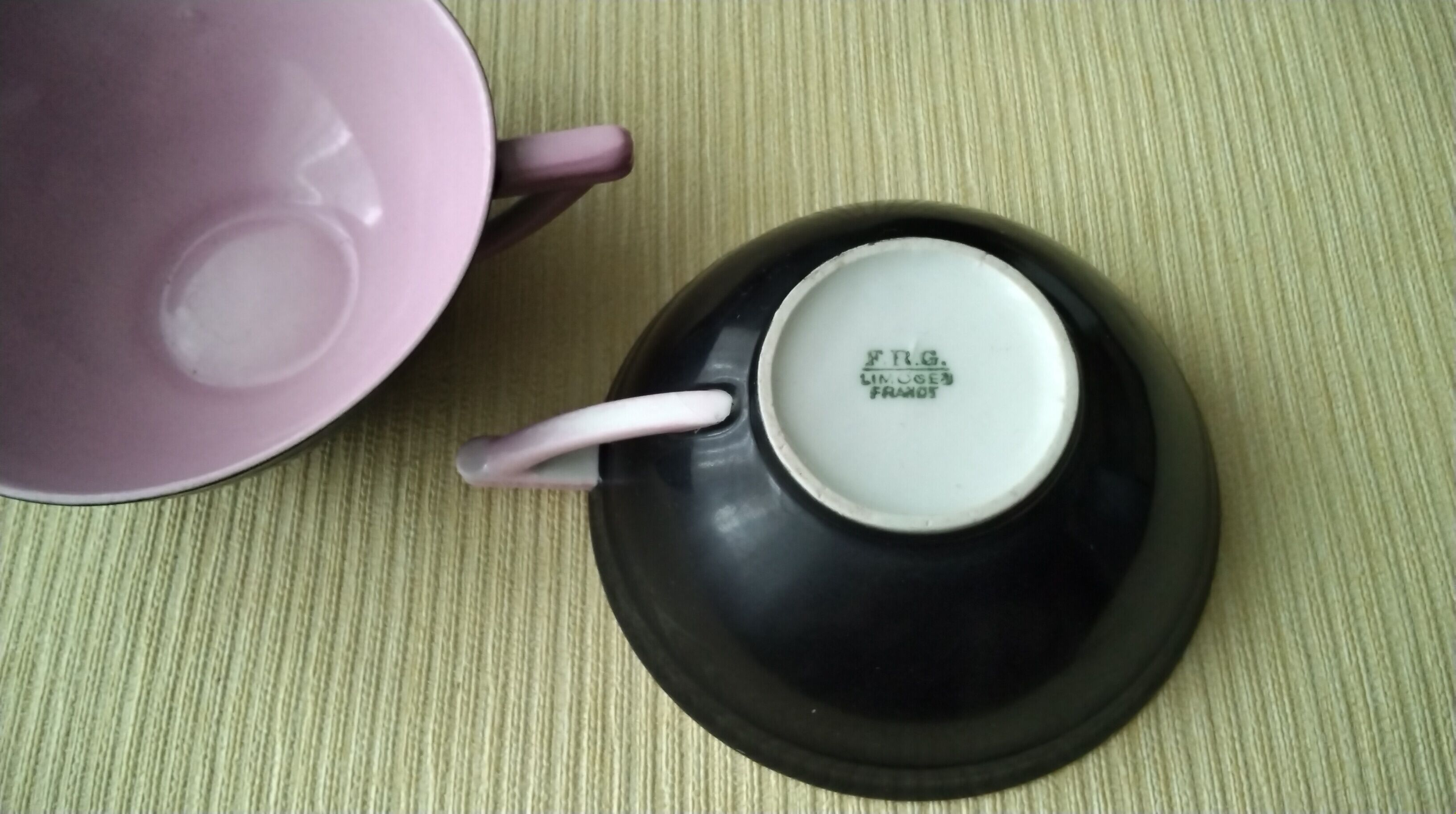 Set de 6 tasses à café ou thé en porcelaine de Limoges