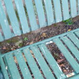 Folding garden bench