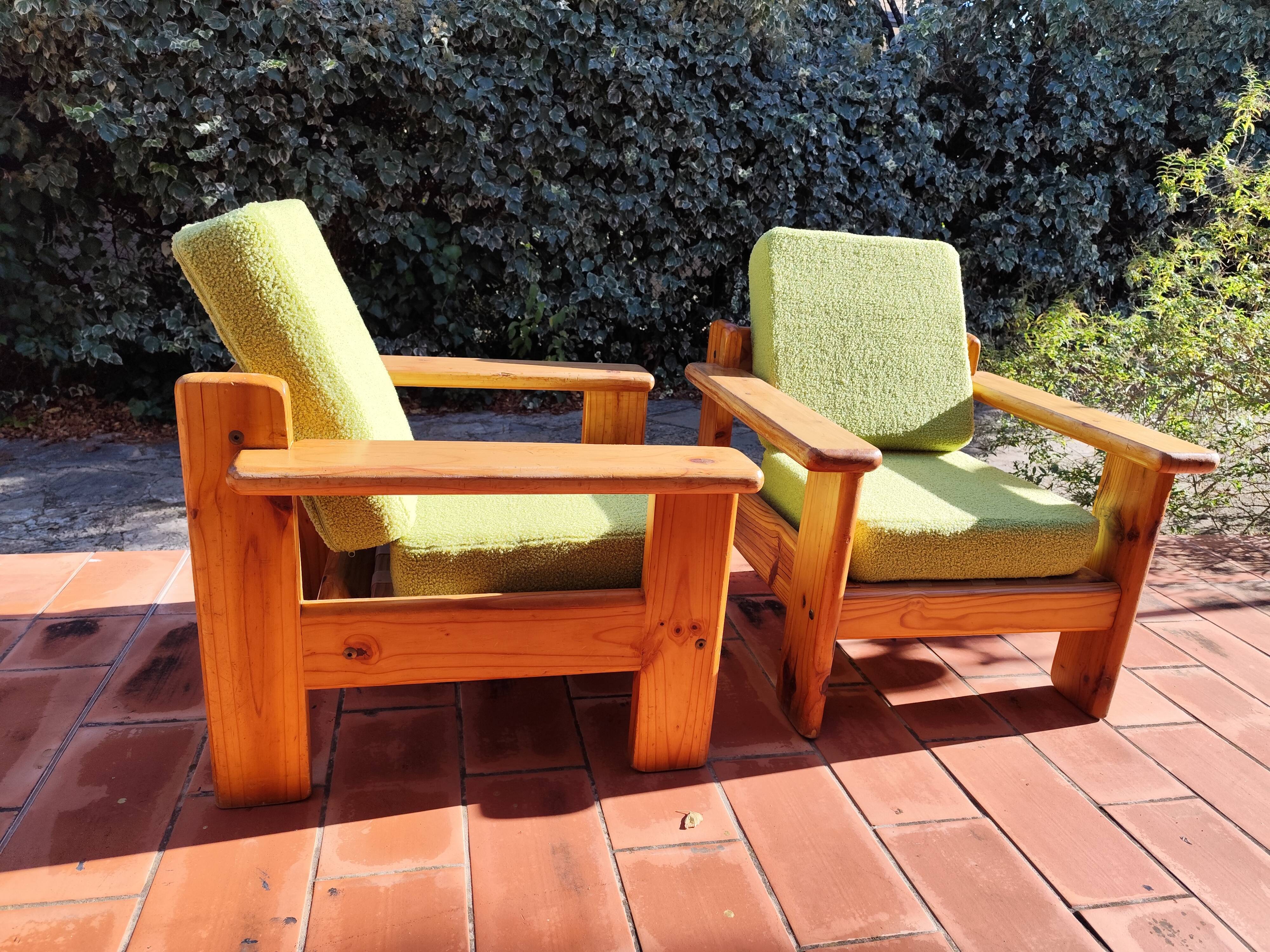 Pair of vintage brutalist lounge chairs in solid pine, 1980s DLG Regain