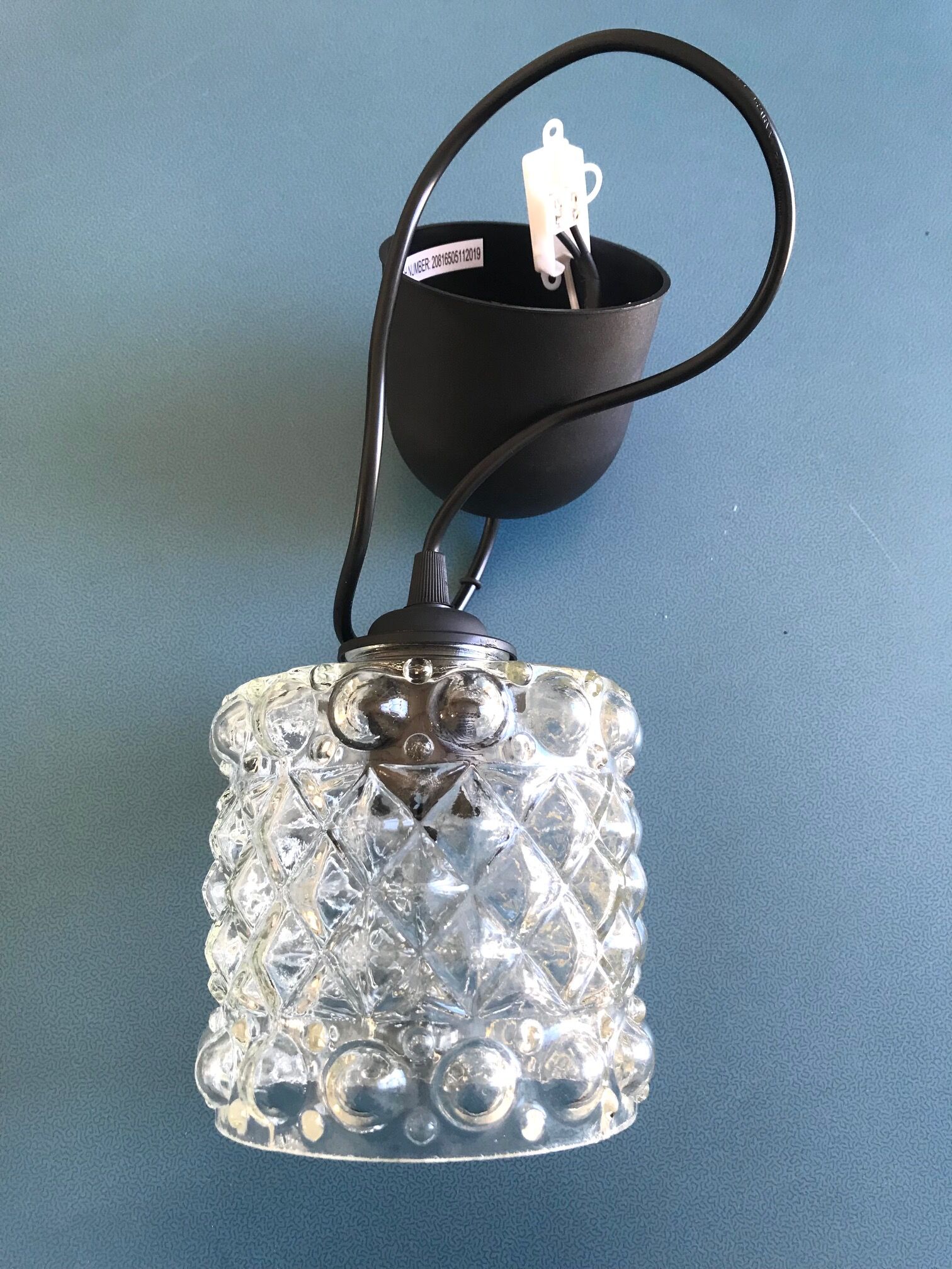 Molded glass suspension