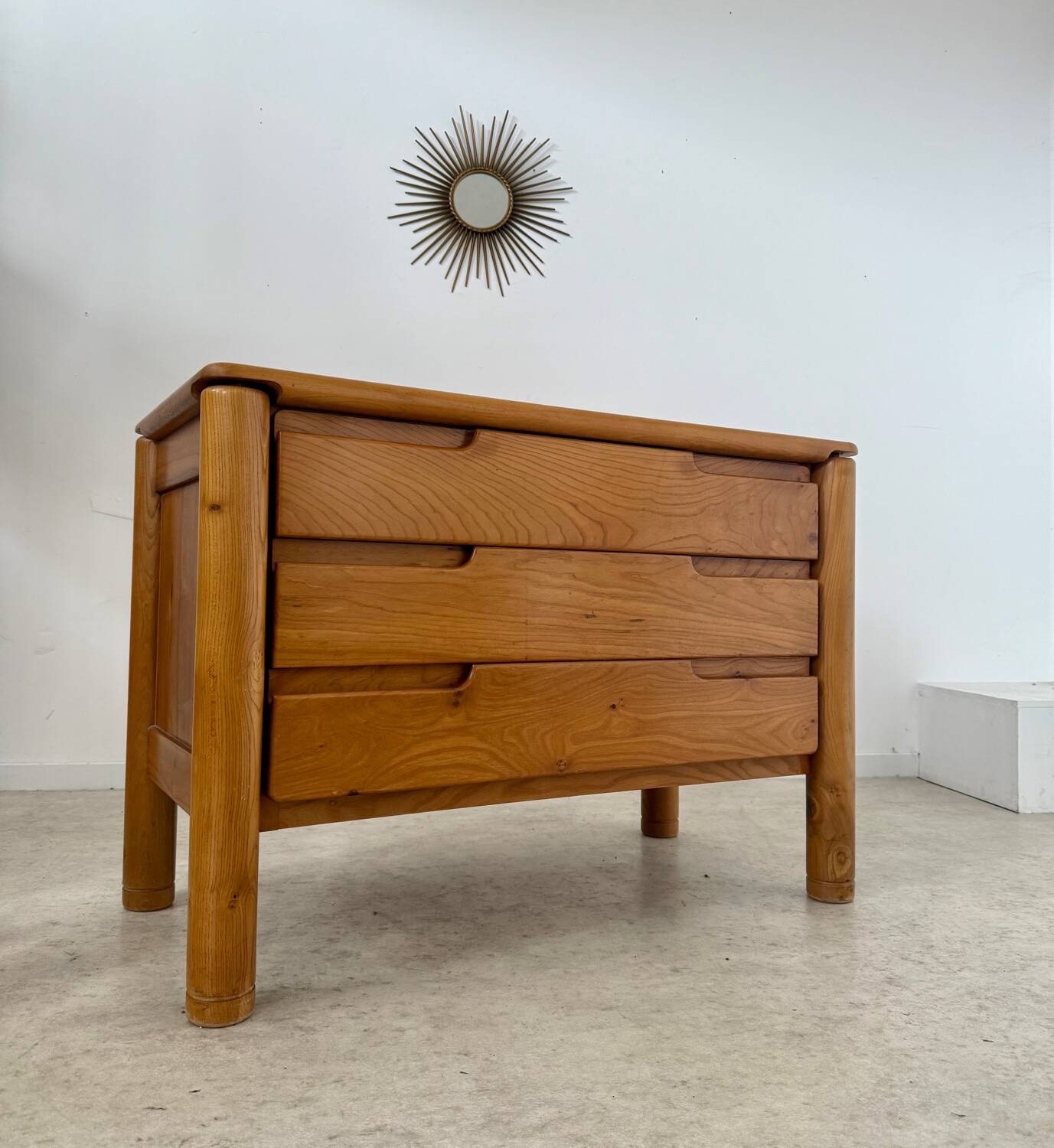 Antique solid elm chest of drawers, French design from the 60s, Maison Regain vintage