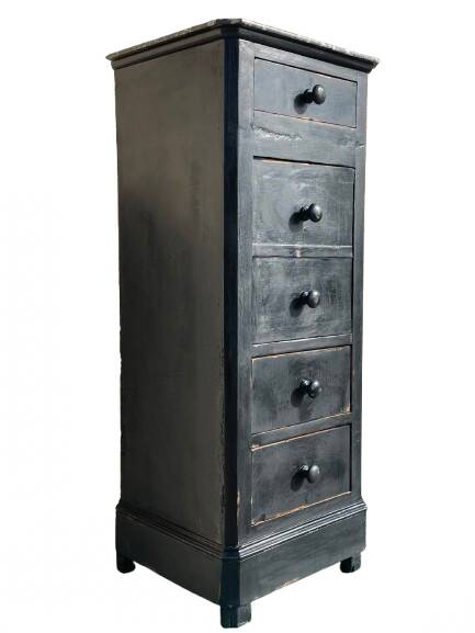 Tall and narrow chest of drawers / bedside table