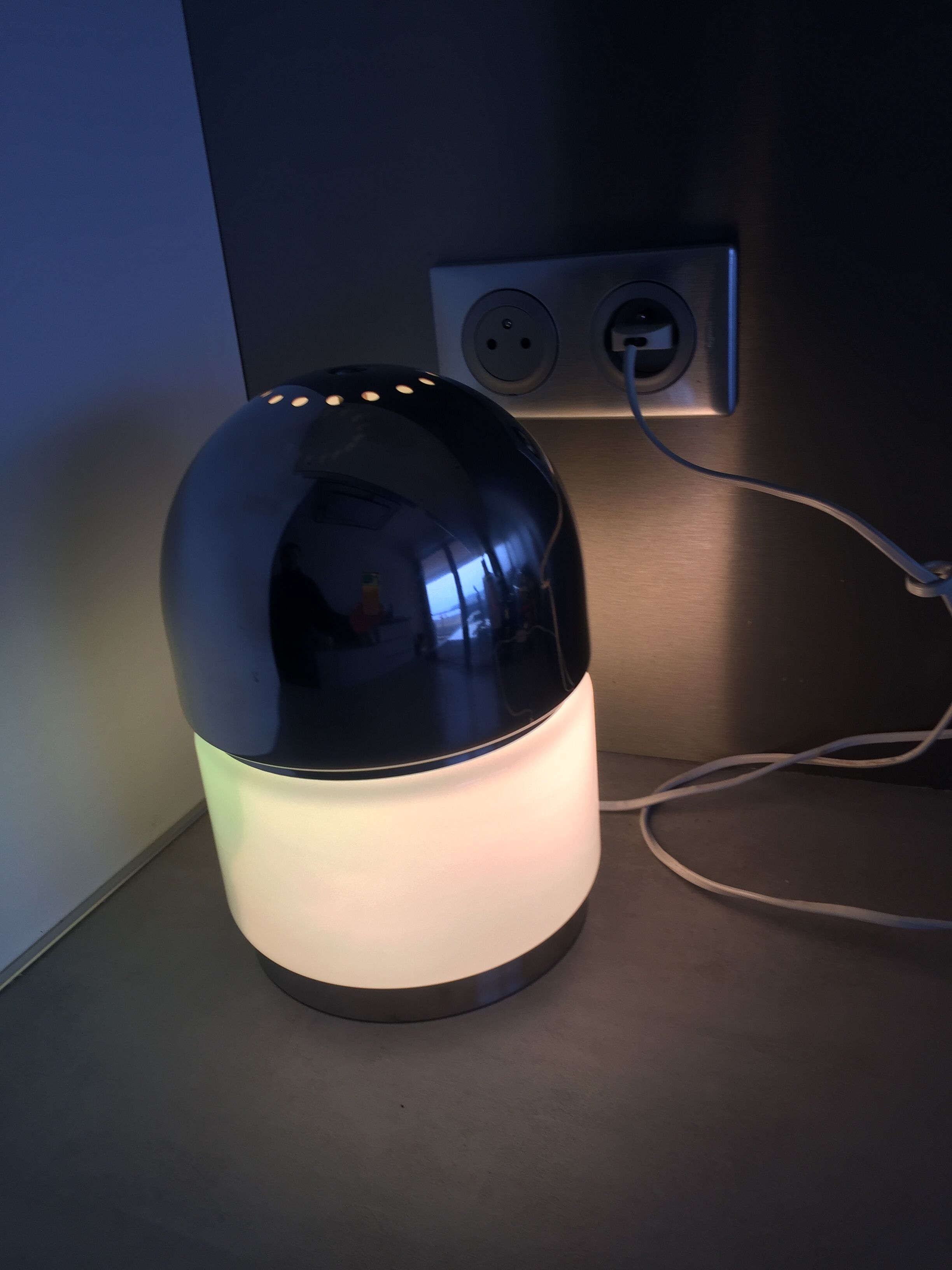 Walt and pepper lamp