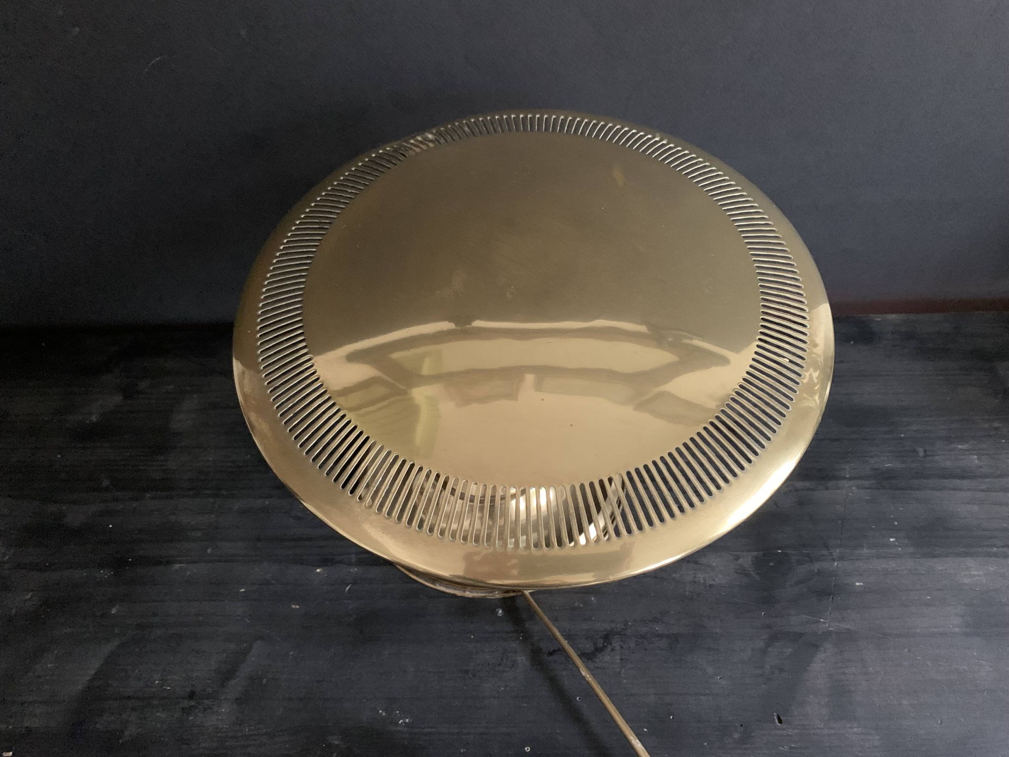 Bauhaus desk lamp, modernist in gilded brass, 1940s