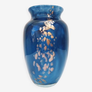 Vase vintage en verre soufflé bleu, signé