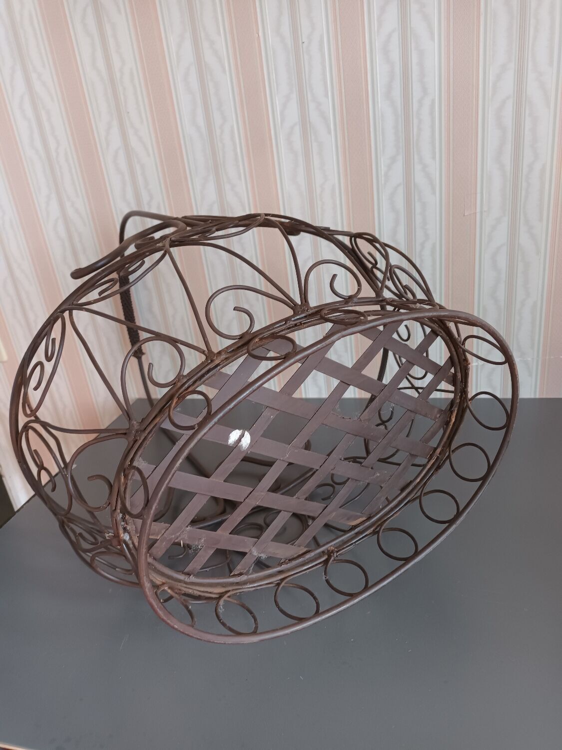 Iron basket