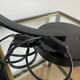 Lampe de bureau soucoupe noire par disderot pour soka made in france