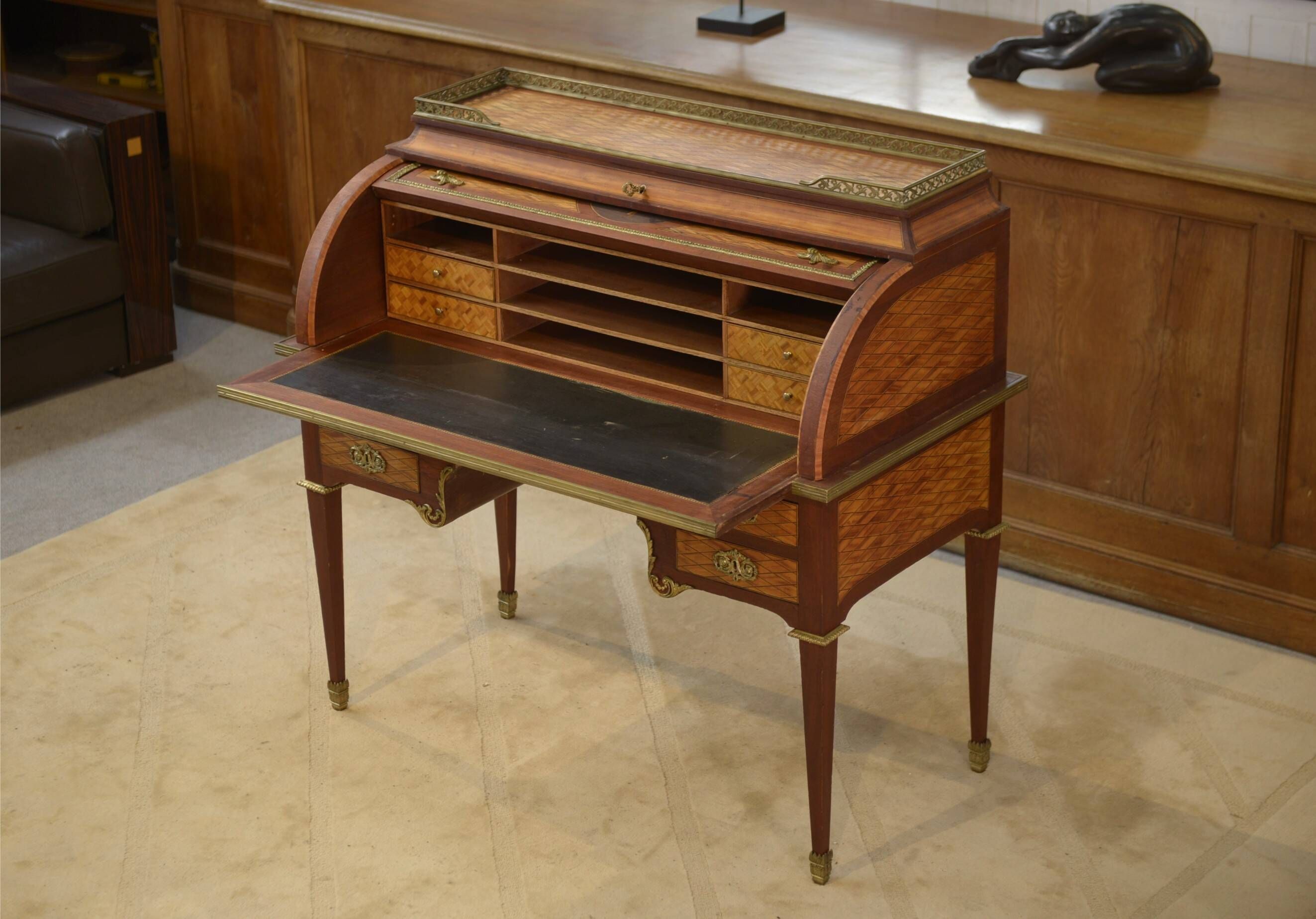 Louis XVI style cylinder desk in marquetry from the Napoleonic III period.