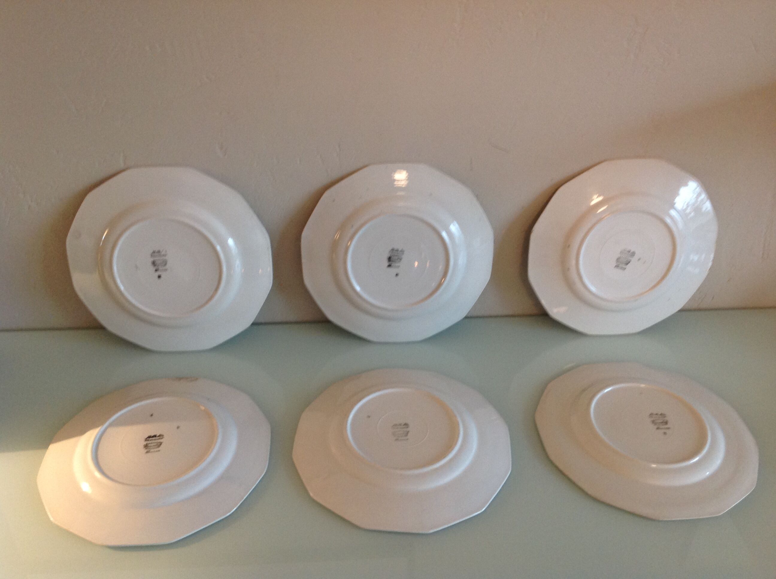 Suite of six flat plates décor Abeille d'Or by Ceranord St Amand / vintage 50s-60s
