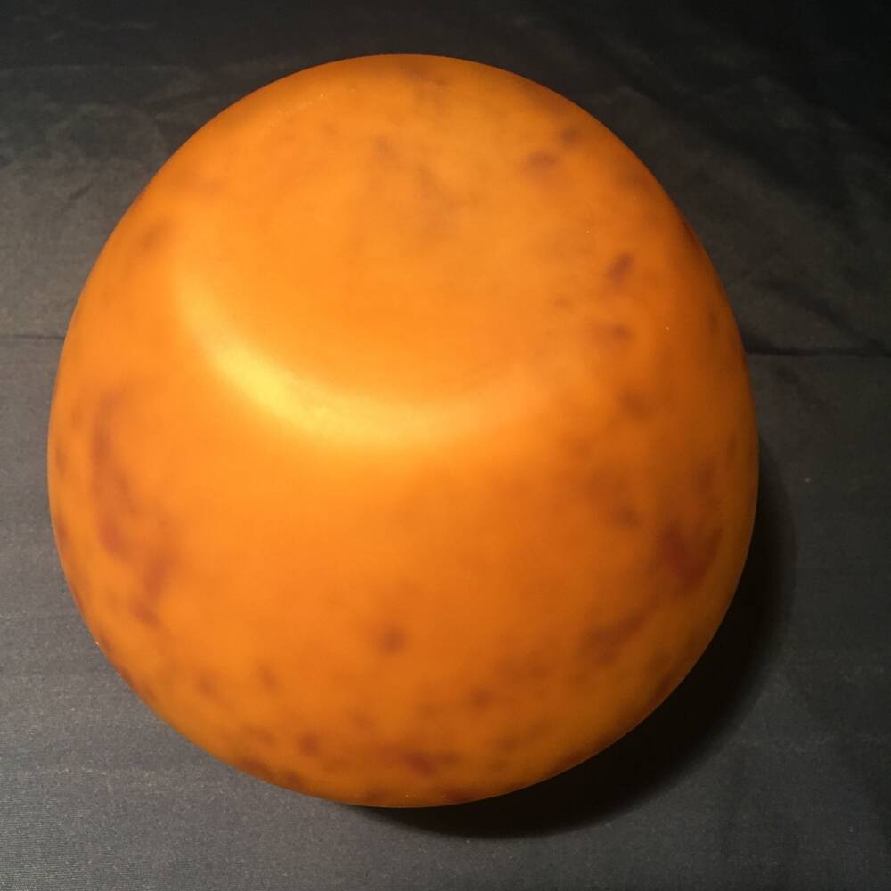 Small glass paste vase with marmorean patterns