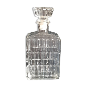 Carafe ancienne rectangulaire en verre gravé