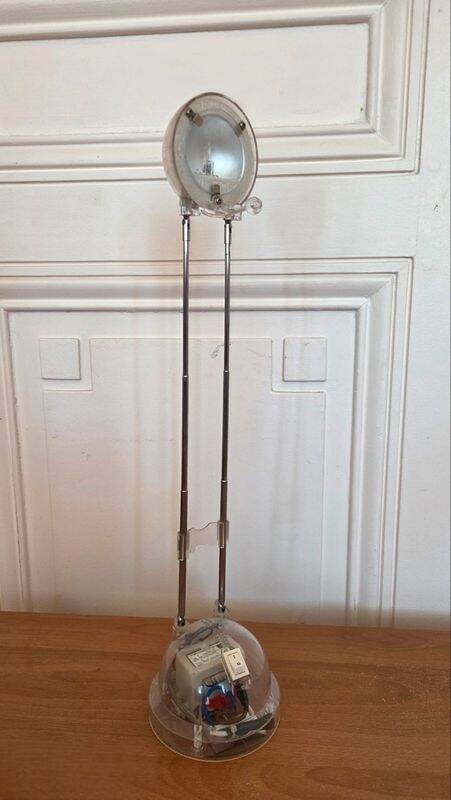 Desk lamp