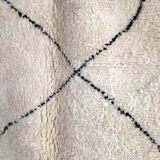 Moroccan Berber carpet Beni Ouarain ecru with black diamonds 300x217cm