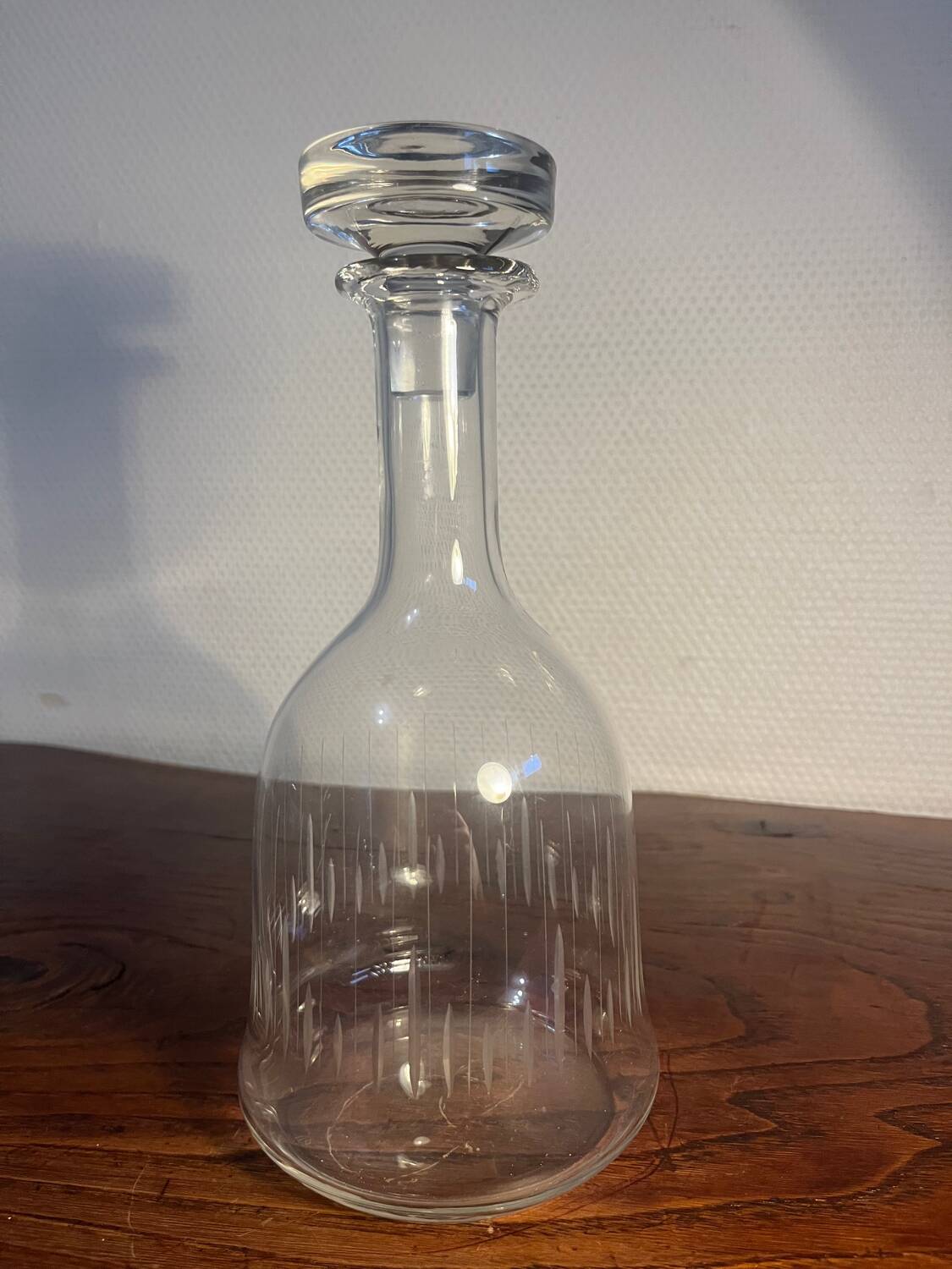 Numbered 118 cut crystal decanter