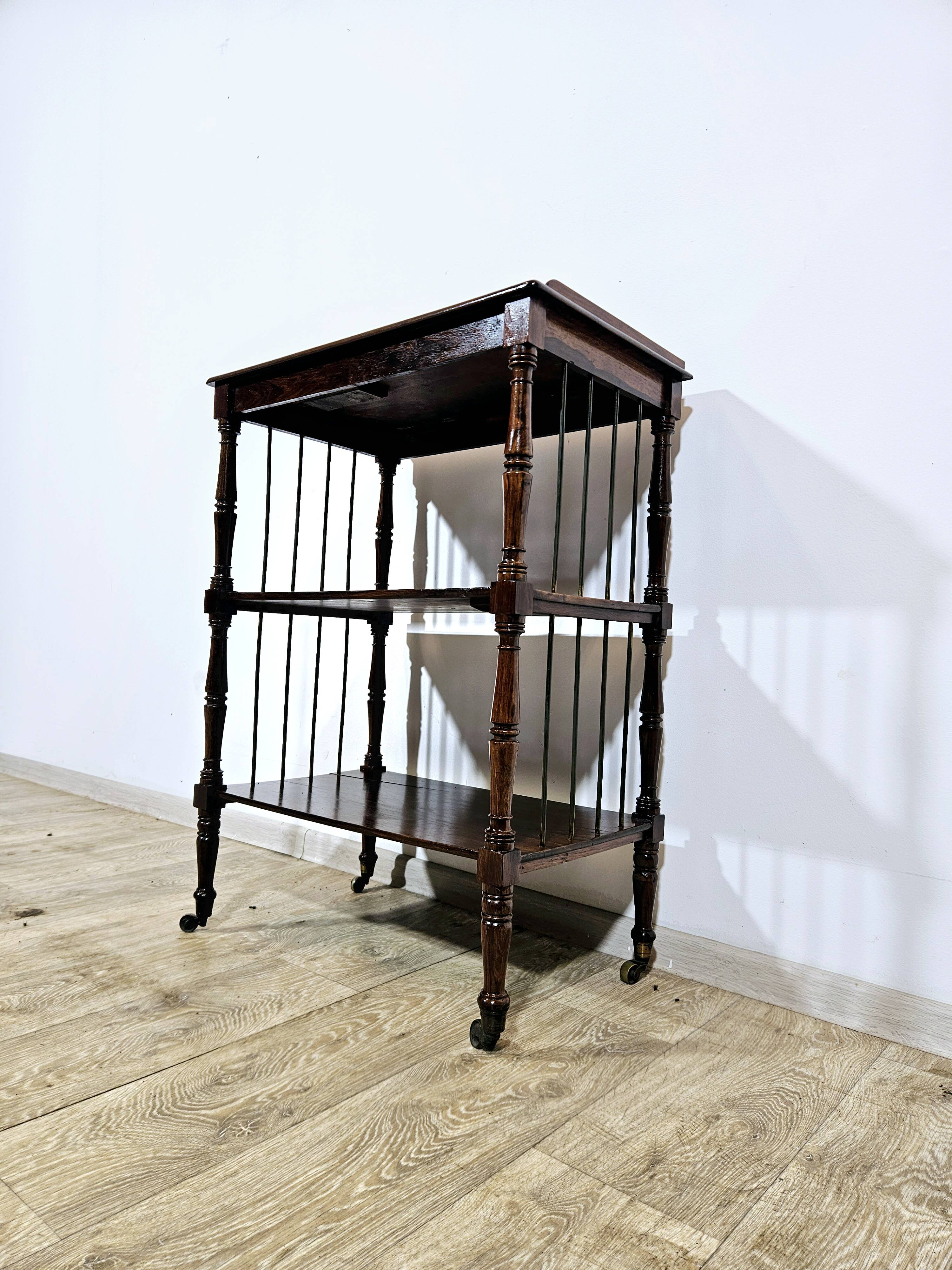 Étagère en polisandre Art Nouveau, début du 20e siècle