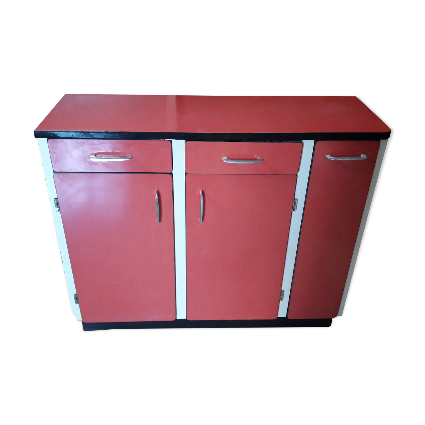 Buffet stockings in formica red vintage kitsch