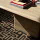 Table basse italienne en travertin du milieu du siècle