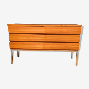 Une commode années 1960