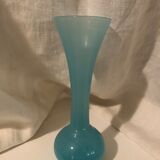Vase en opaline