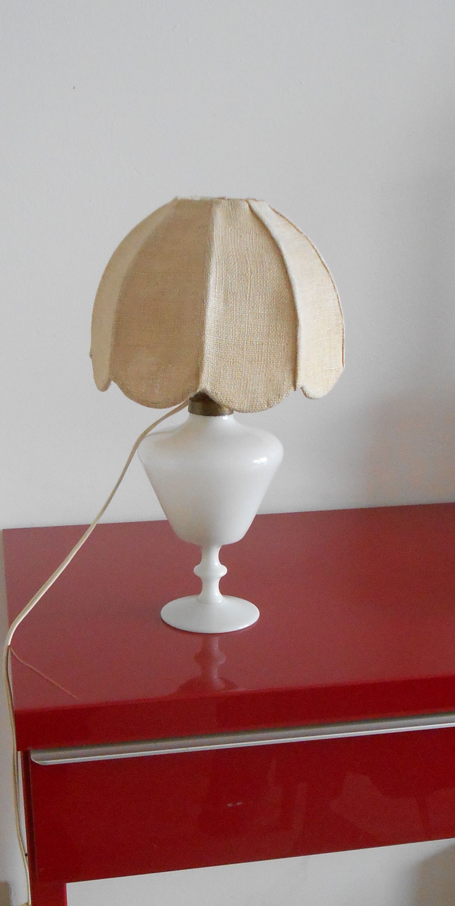Bedside lamp porcelain and burlap