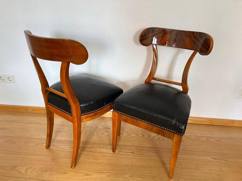Set of Biedermeier Shovel Chairs in Walnut & Black Leather, Austria, 1820s