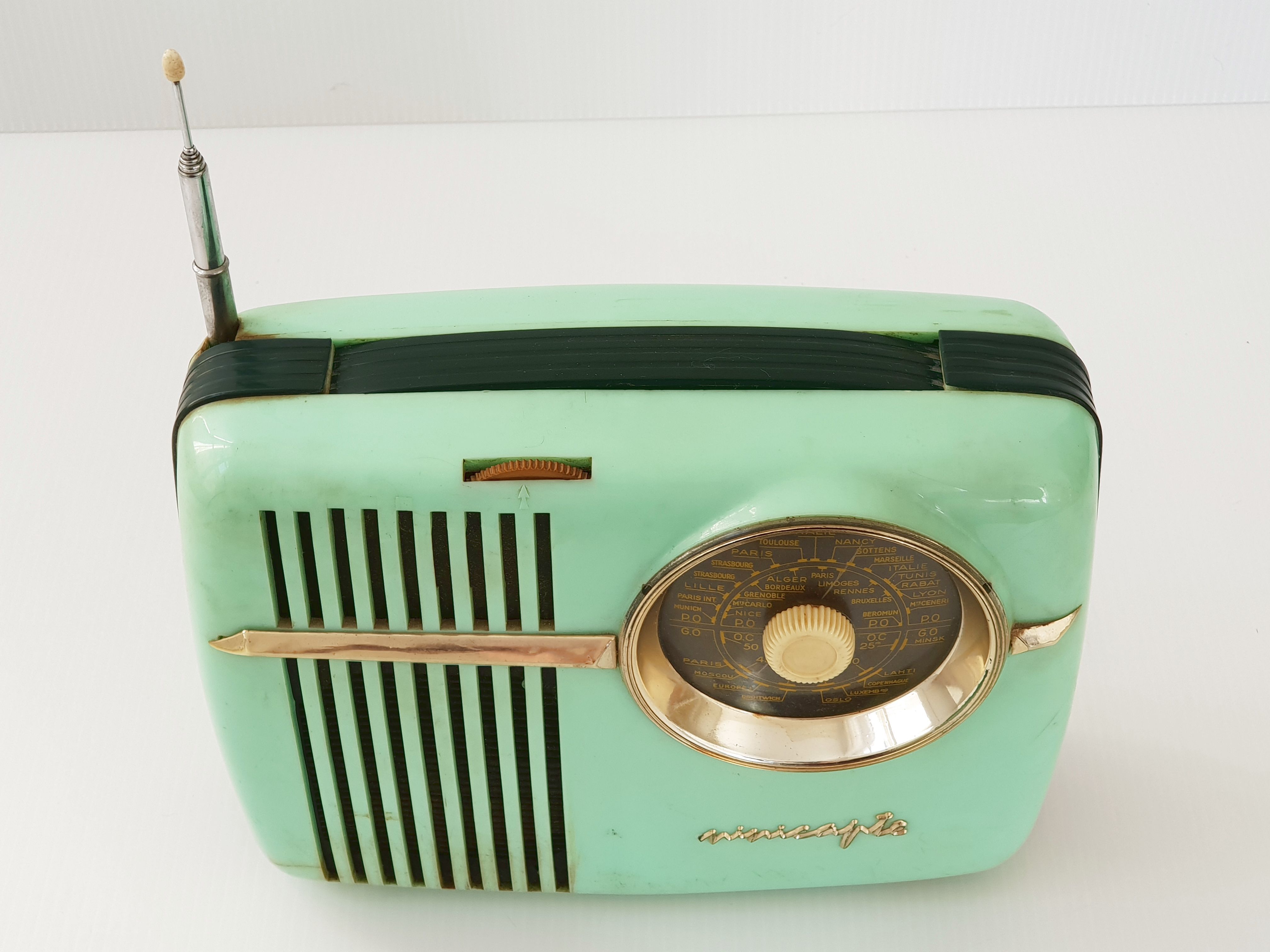 Radio Celard Minicapte vintage 1950