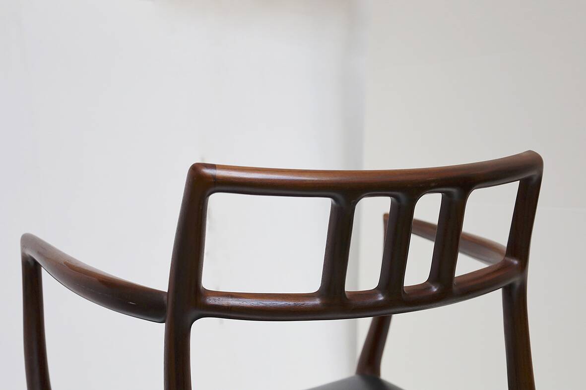 Model 64 armchair Scandinavian design Niels Otto MOLLER