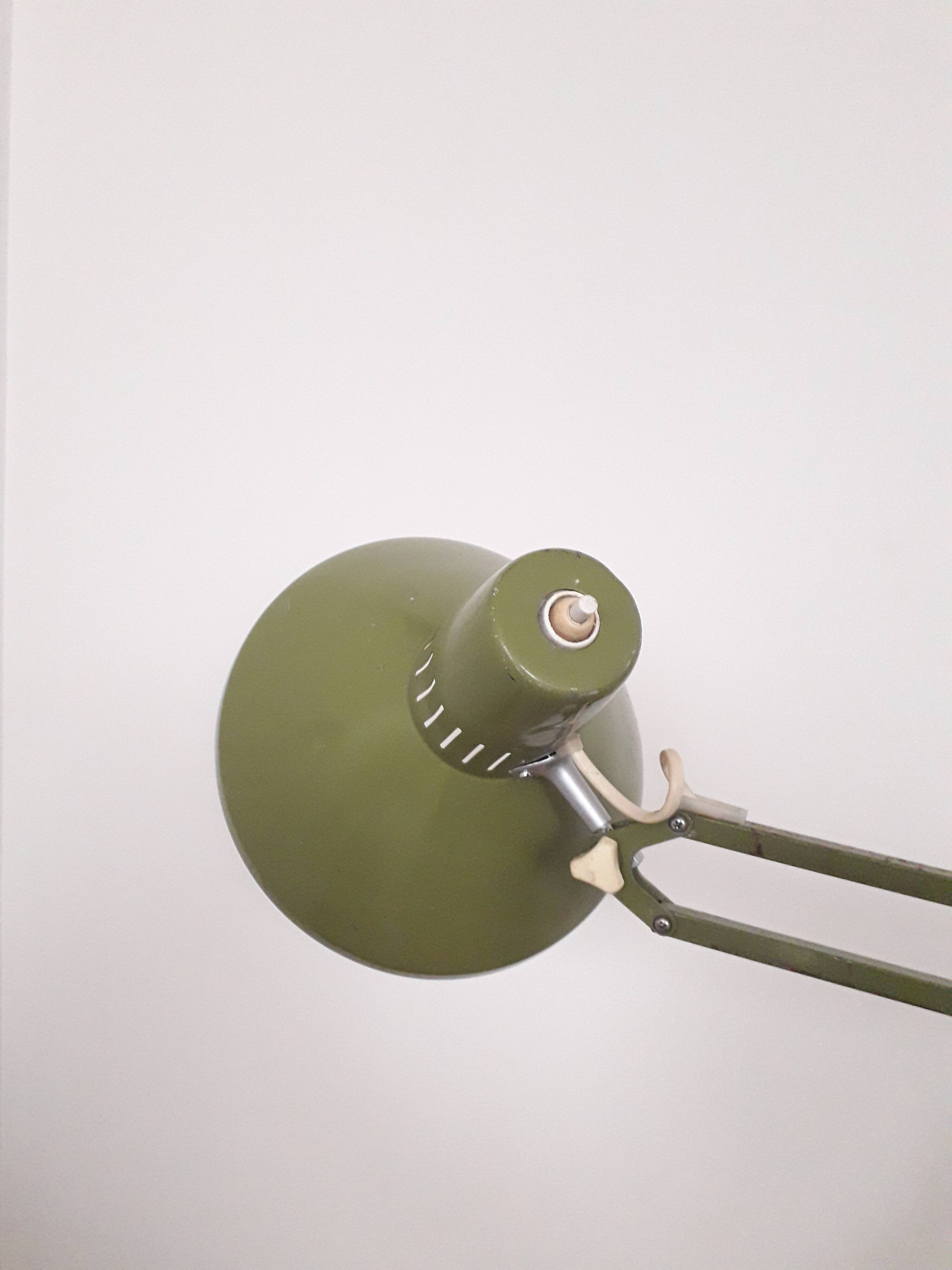 Lampe articulée Ledu type 2312 atelier architecte métal laqué vert -1970