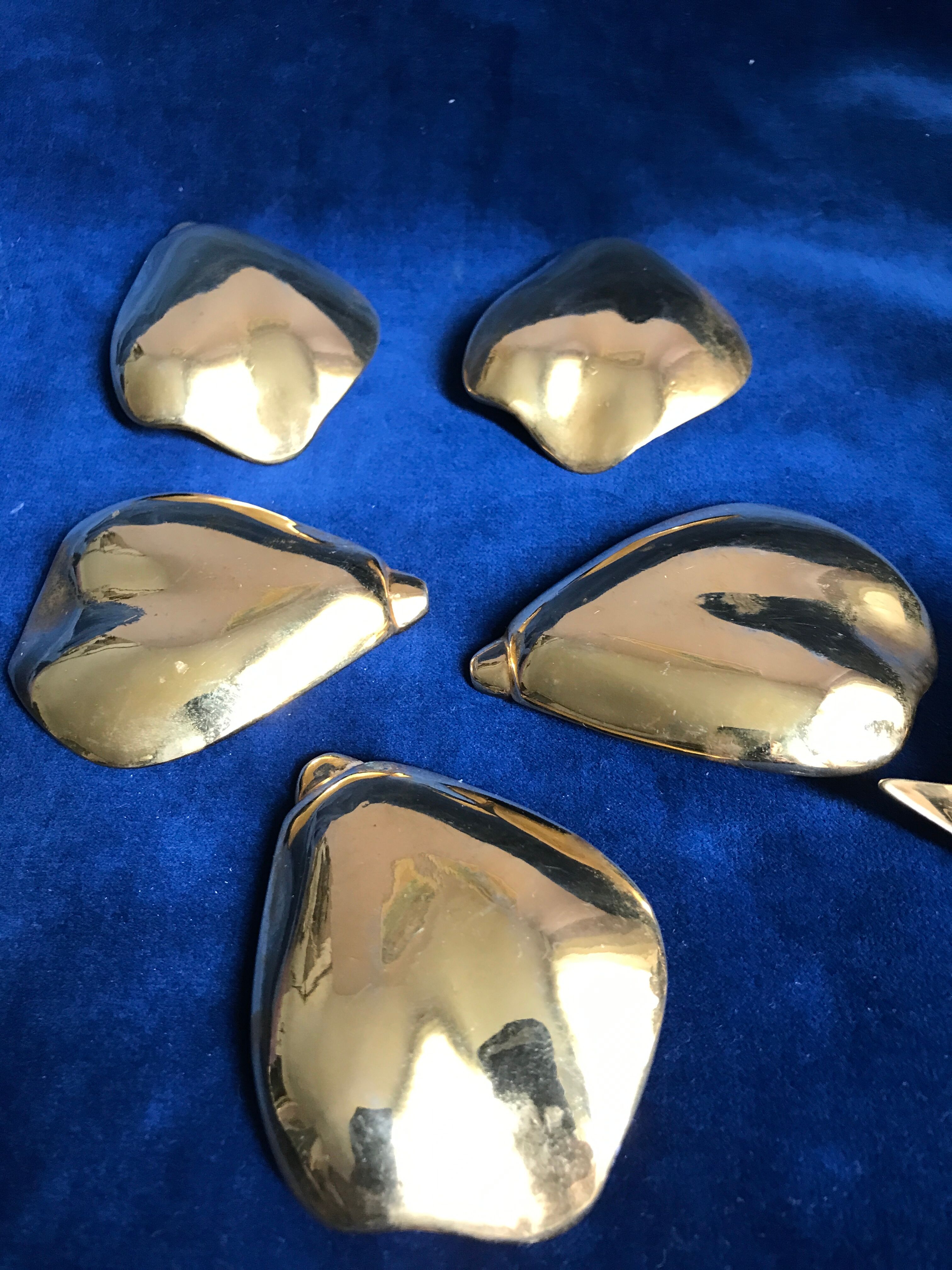 Flower candle holder with 5 ashtrays