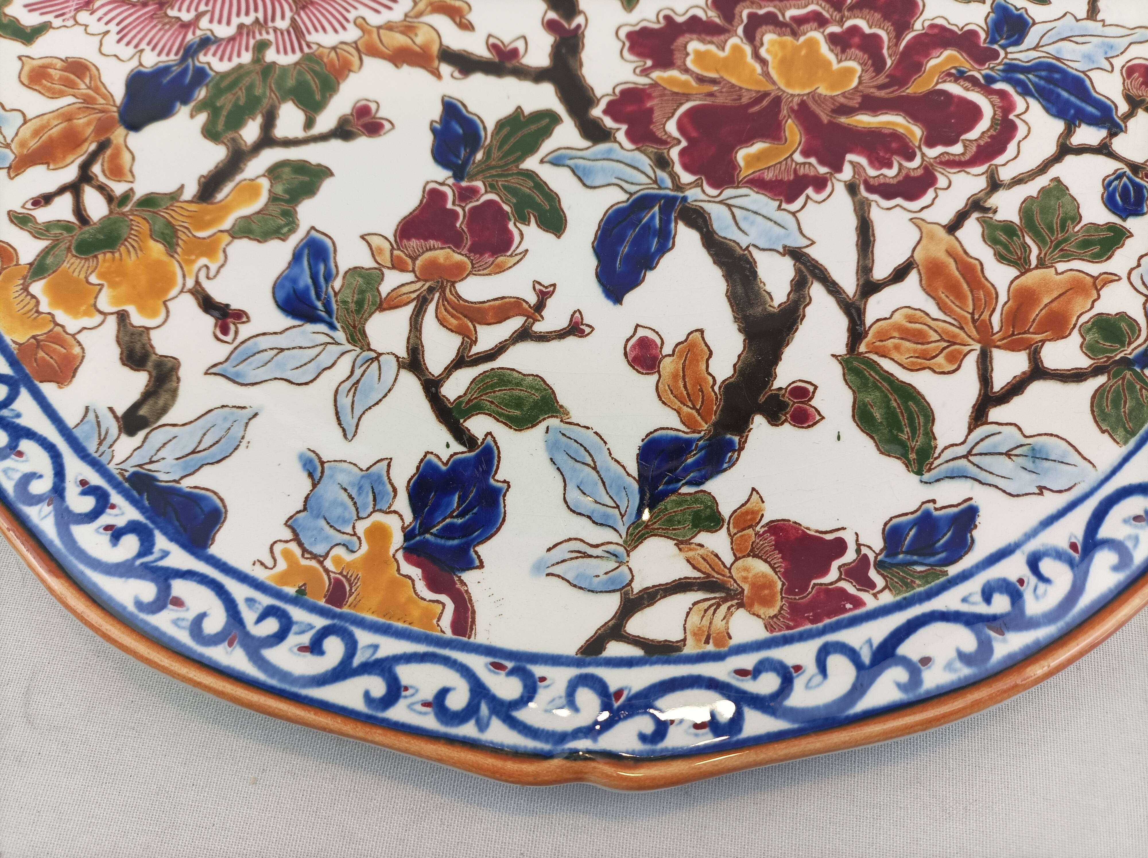 Dish Gien model peony